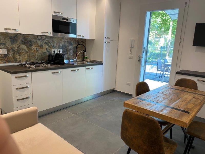 Luxury 4 Apartaments Cervia With Swimming Pool Ngoại thất bức ảnh